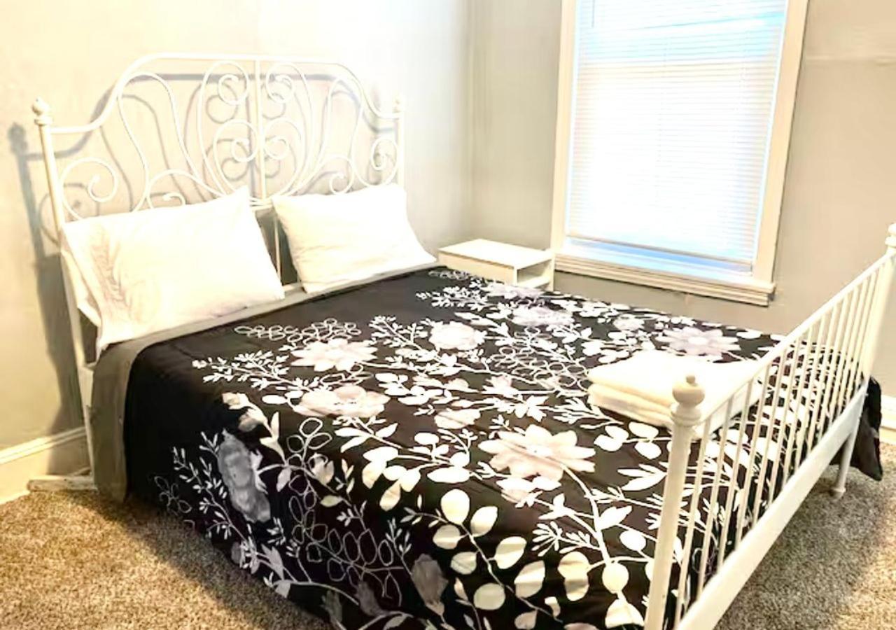 Clover 2900 - Apartment And Rooms With Private Bathroom Near Washington Ave South Philly Philadelphia Exterior photo
