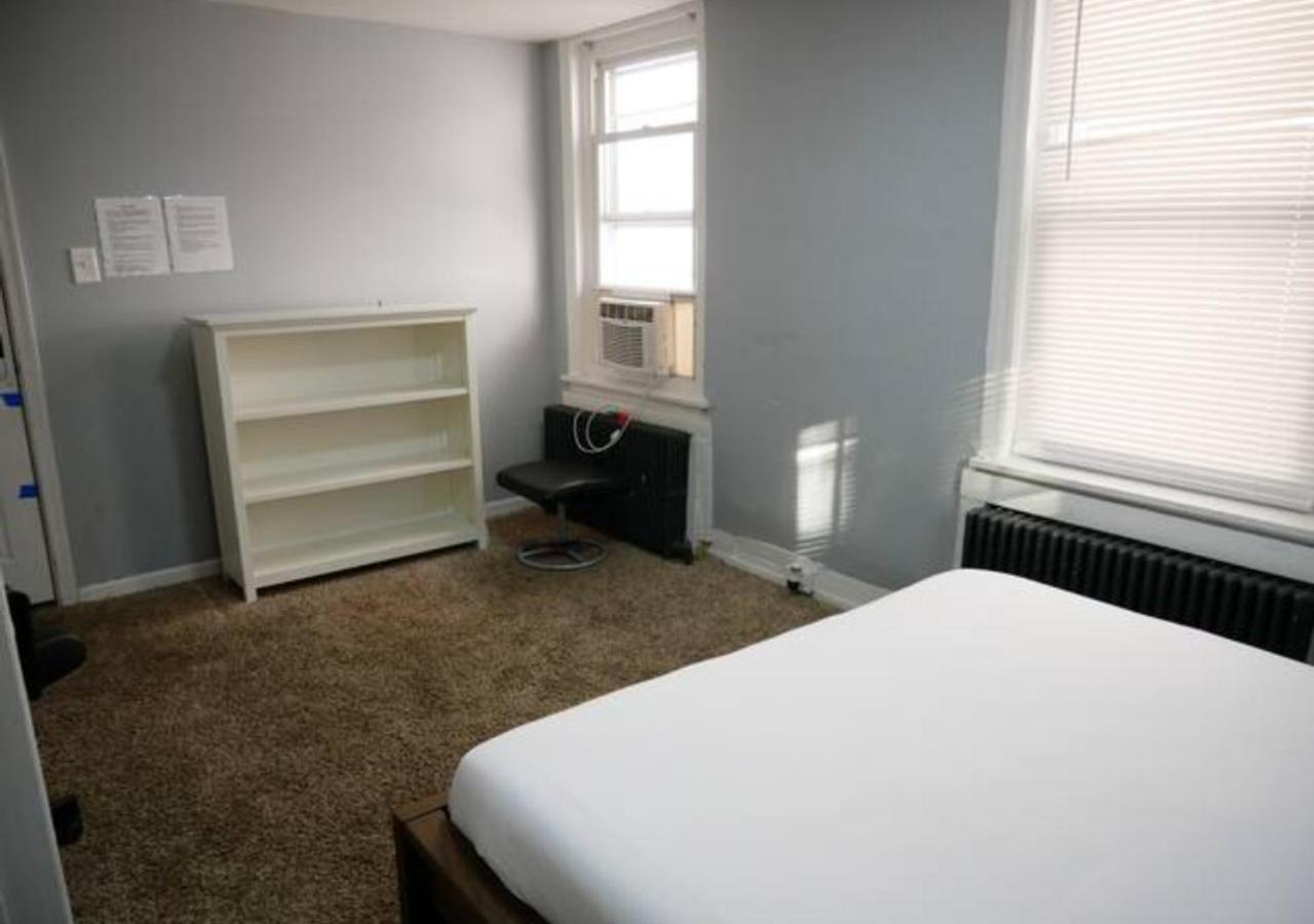 Clover 2900 - Apartment And Rooms With Private Bathroom Near Washington Ave South Philly Philadelphia Exterior photo