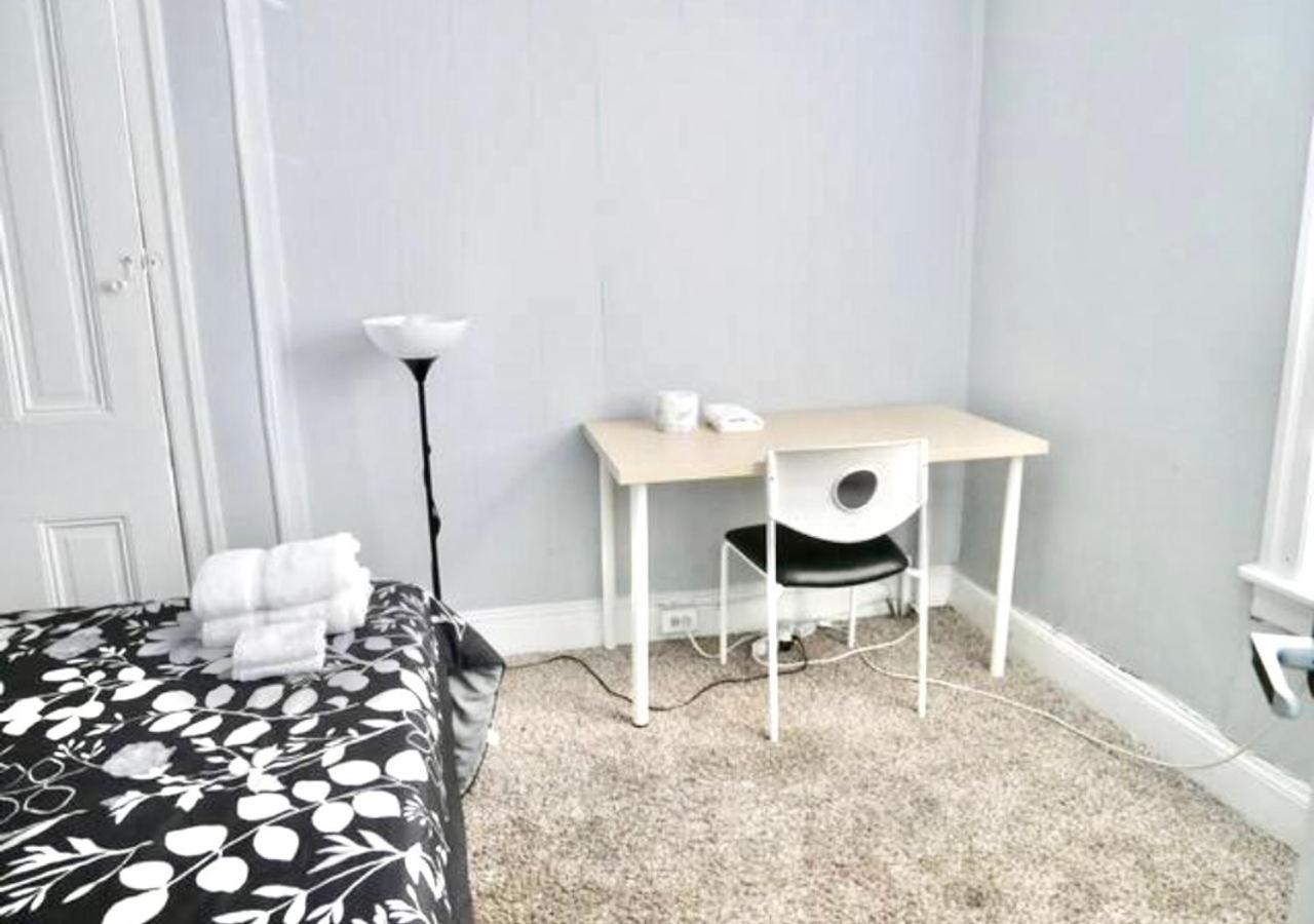 Clover 2900 - Apartment And Rooms With Private Bathroom Near Washington Ave South Philly Philadelphia Exterior photo