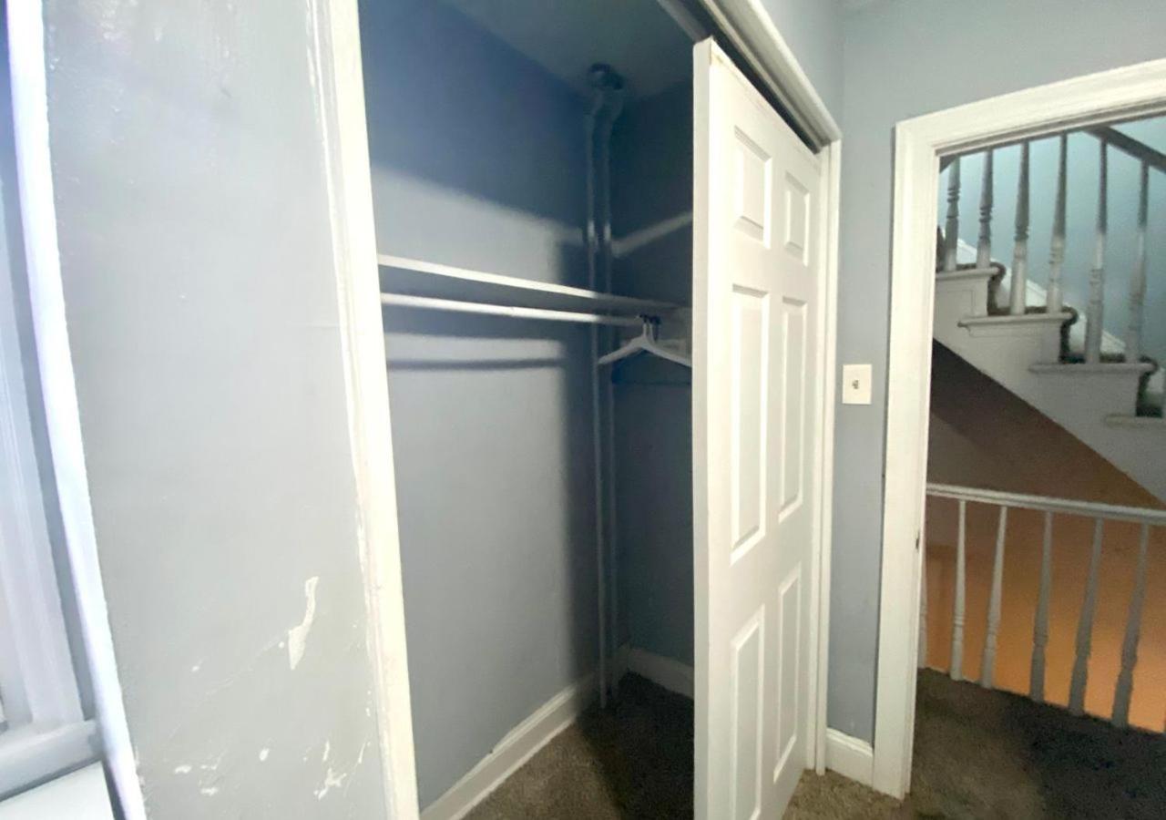 Clover 2900 - Apartment And Rooms With Private Bathroom Near Washington Ave South Philly Philadelphia Room photo