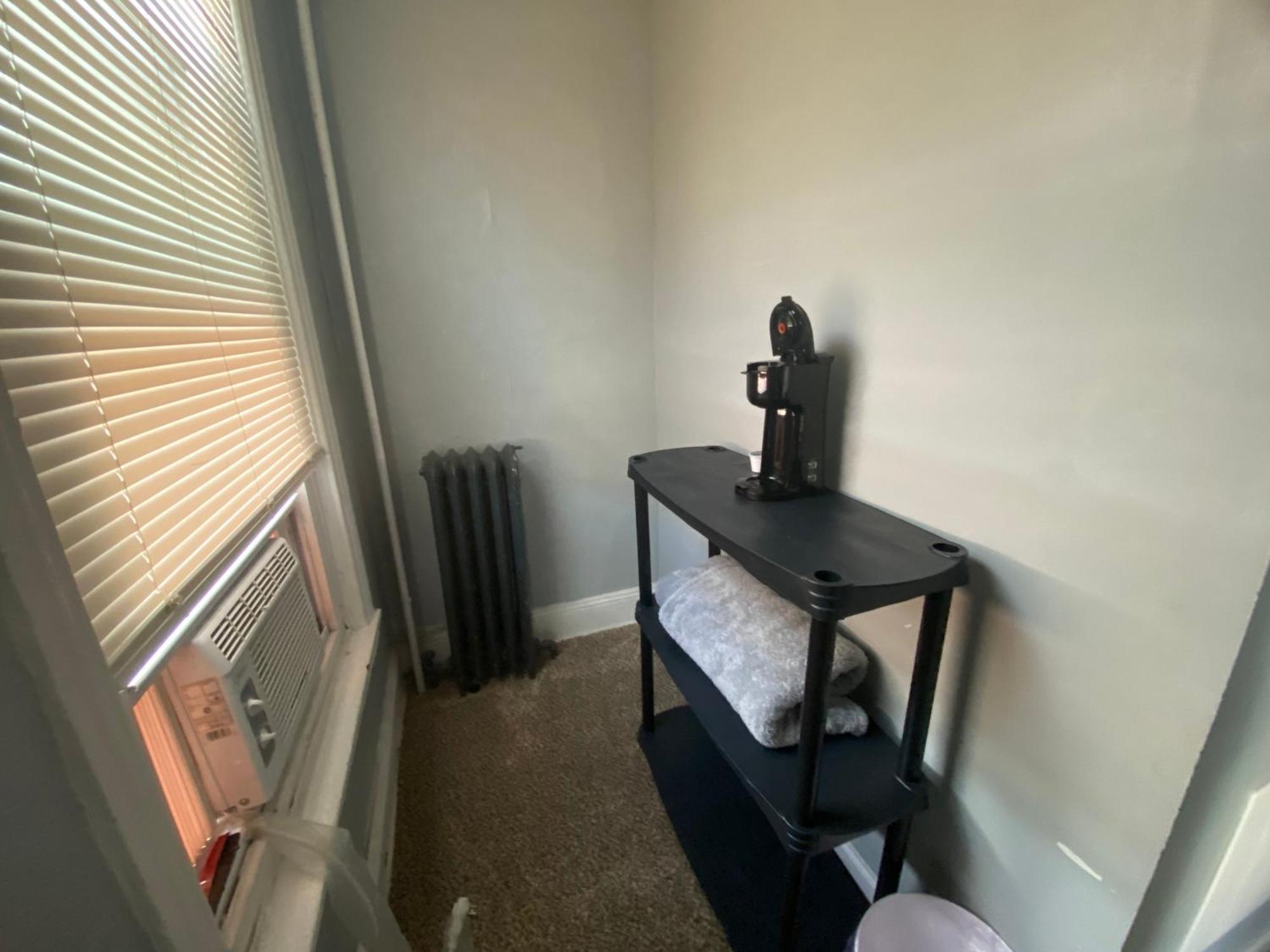 Clover 2900 - Apartment And Rooms With Private Bathroom Near Washington Ave South Philly Philadelphia Exterior photo