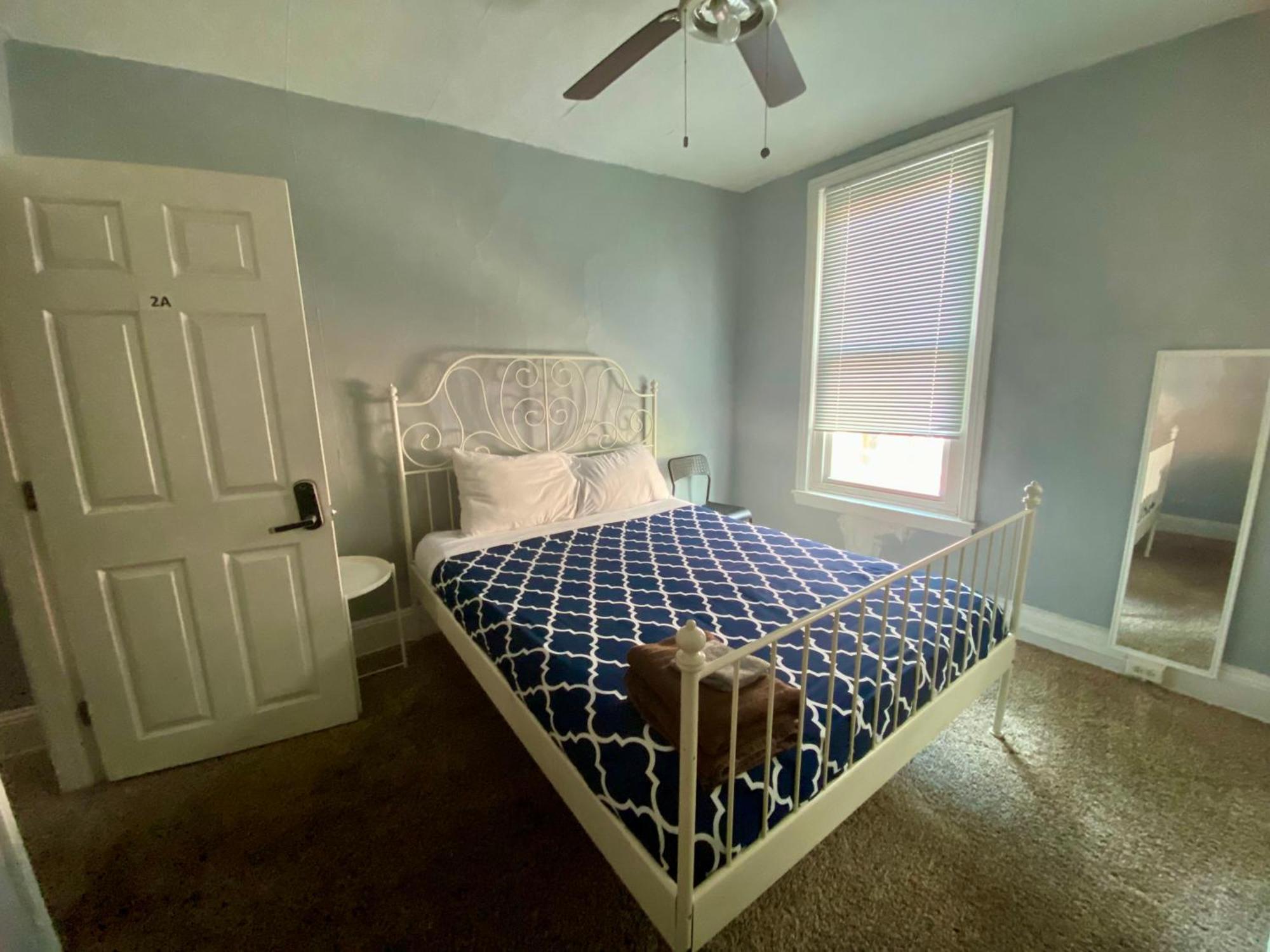 Clover 2900 - Apartment And Rooms With Private Bathroom Near Washington Ave South Philly Philadelphia Exterior photo