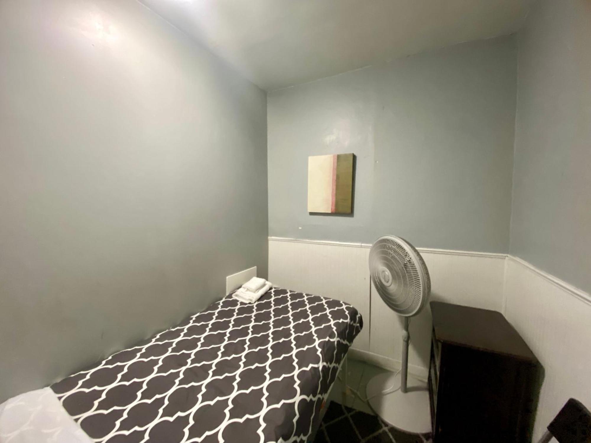 Clover 2900 - Apartment And Rooms With Private Bathroom Near Washington Ave South Philly Philadelphia Exterior photo