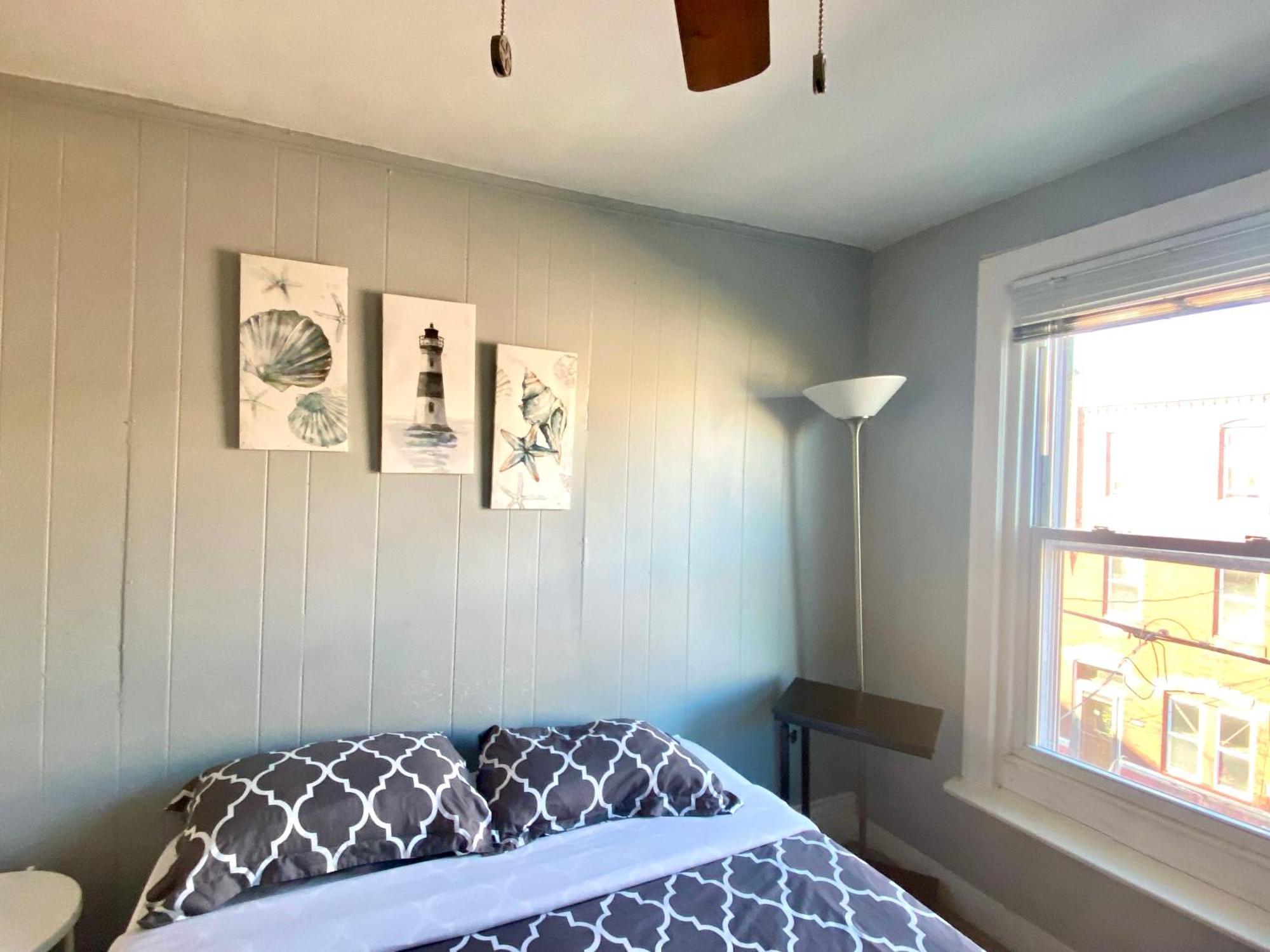 Clover 2900 - Apartment And Rooms With Private Bathroom Near Washington Ave South Philly Philadelphia Room photo